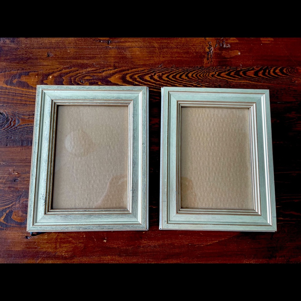 Vintage-style Brushed Gold Picture Frames (2)